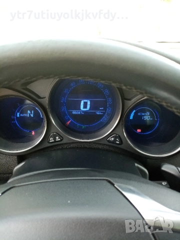 Ситроен С 4 EXCLUSIVE-1.6 E-HDI-112 к.с-Автоматик-8888лв., снимка 6 - Автомобили и джипове - 51454351