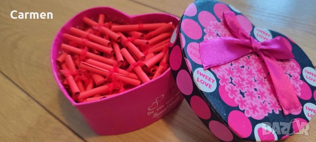 Кутия "100 причини да те обичам"