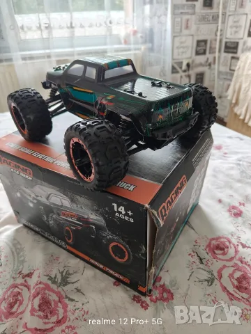 RC количка джип джип 40км/ч, снимка 3 - Коли, камиони, мотори, писти - 56482968