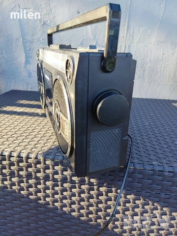 Радио касетофон Philips D8050, снимка 5 - Аудиосистеми - 54101820