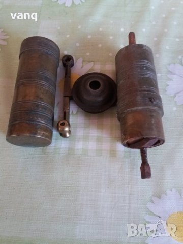 Стара Месингова(бронзова)мелница, снимка 3 - Антикварни и старинни предмети - 30551773