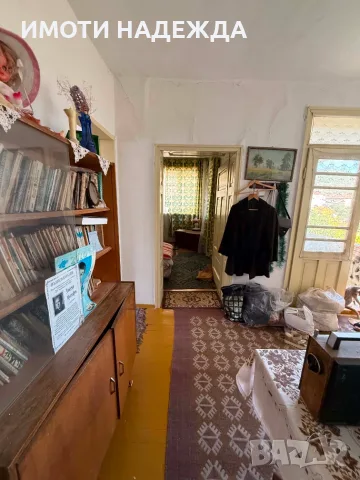Къща в гр. Нови пазар, снимка 6 - Къщи - 56465440