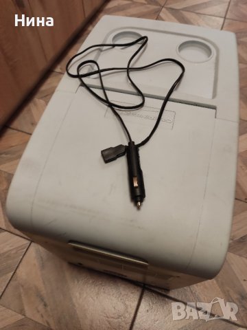 голяма 30 литрова хладилна чанта , снимка 3 - Аксесоари и консумативи - 42876002