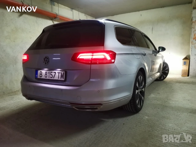 VW Passat Variant 2.0 TDI, снимка 8 - Автомобили и джипове - 54361792