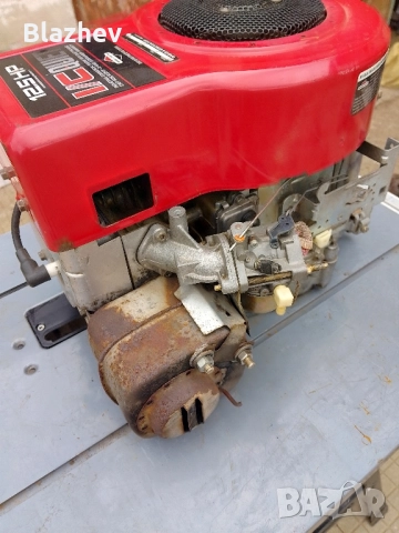 Двигател Briggs& Stratton 12.5 hp, снимка 5 - Градинска техника - 51867485