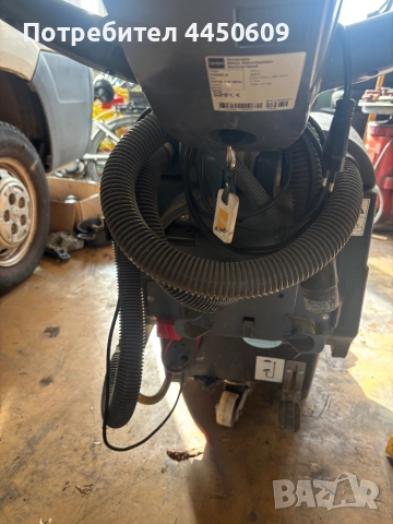 Машина за миене на под, снимка 5 - Други машини и части - 52437897