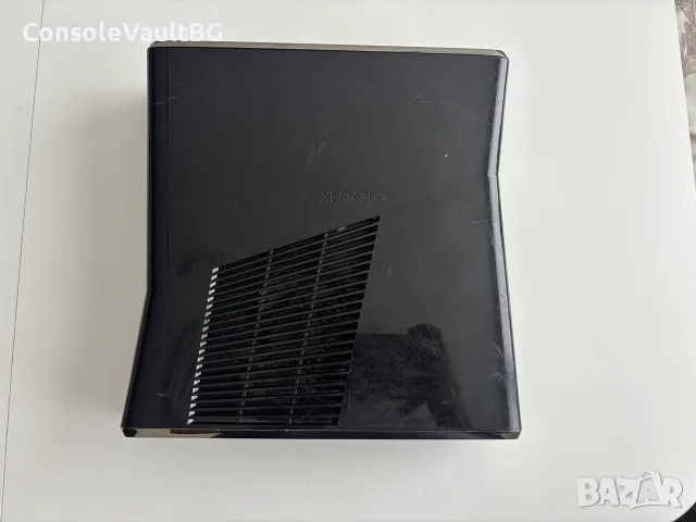Xbox 360 Slim – неработещ – за части/ремонт 