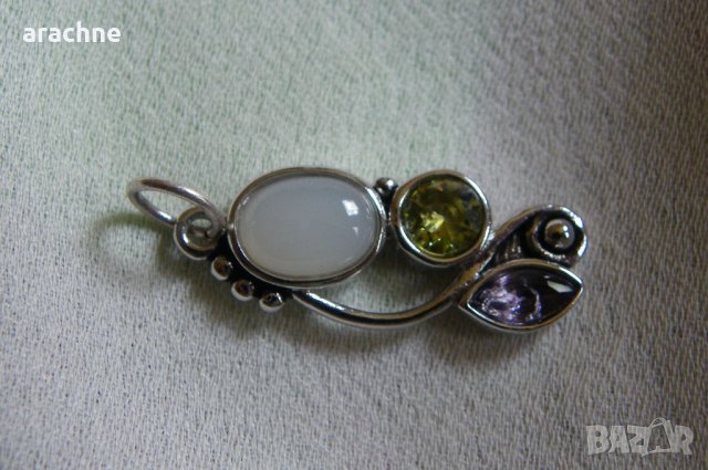 Сребърен медальон с бял нефрит, хризолит и аметист, снимка 5 - Колиета, медальони, синджири - 42624541