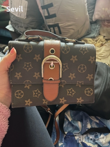 Дамска чанта , снимка 1