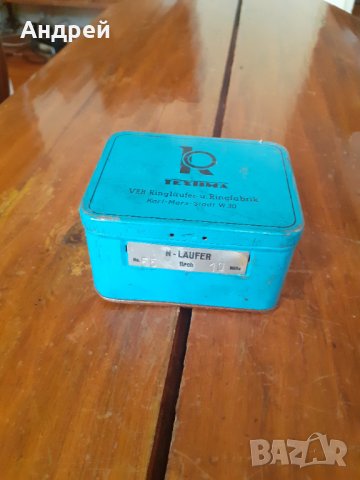 Стара кутия за принадлежности Шевна машина Textima