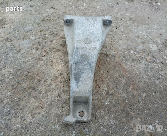 Дясна Лапа Двигател БМВ 5 E39 2.5TDS - 1092426, снимка 2 - Части - 54061652