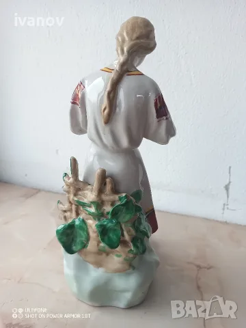Руска порцеланова фигура , снимка 5 - Статуетки - 56058765