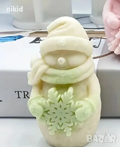 3D Снежен човек държи снежинка силиконов молд форма фондан шоколад смола гипс свещ декор, снимка 2 - Форми - 52745096