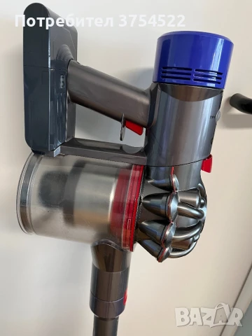 Вертикална прахосмукачка Dyson V8 sv25, снимка 7 - Прахосмукачки - 51218185