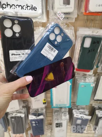 Iphone 15 Pro Max Силиконов кейс +стъклен протектор 