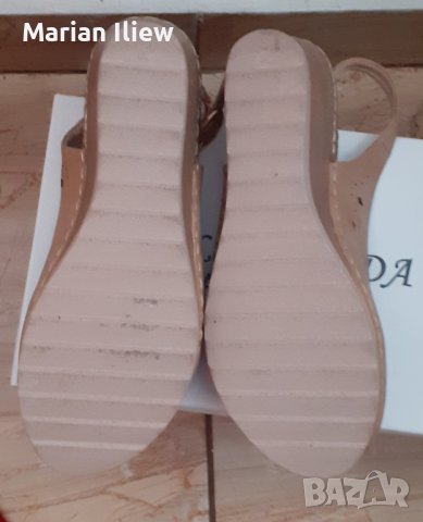Дамски сандали, снимка 3 - Дамски ежедневни обувки - 42840622