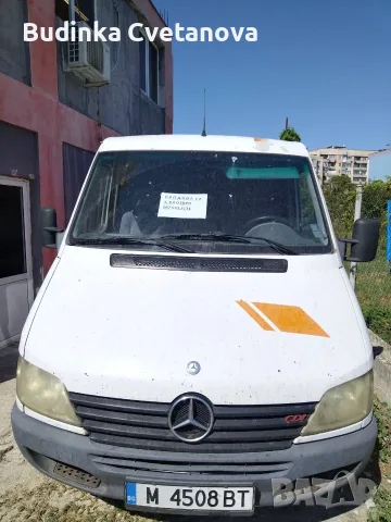 Бус Mercedes-Benz
