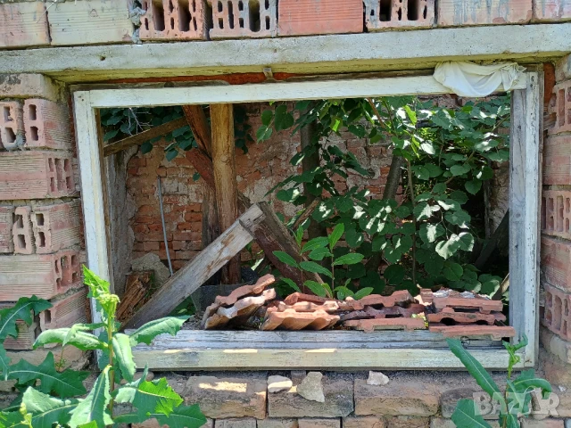 Имот 2,78 дка с ток, вода и постройки в с. Обнова, снимка 15 - Парцели - 50583793