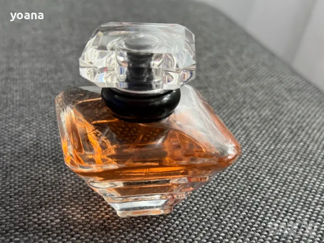 Lancôme Trésor парфюм 30мл Оригинален, снимка 3 - Дамски парфюми - 49878171