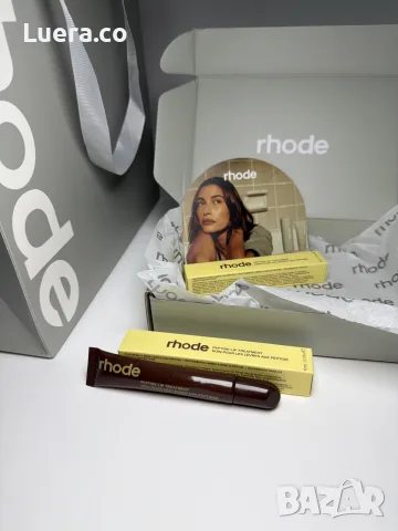 rhode Caramelized Banana Lip Gloss гланц балсам за устни Peptide Treatment карамелизиран банан Хайли, снимка 7 - Декоративна козметика - 56139118