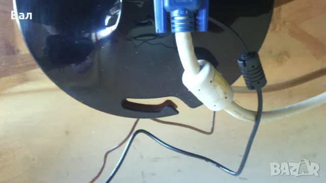 Монитор SAMSUNG S22A350 + адаптер за 14 волта, снимка 7 - Монитори - 49235424