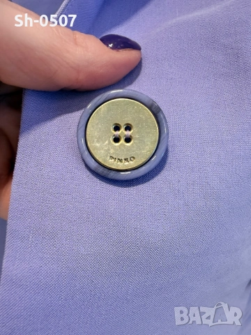 Страхотен дамски костюм, снимка 6 - Костюми - 54109456