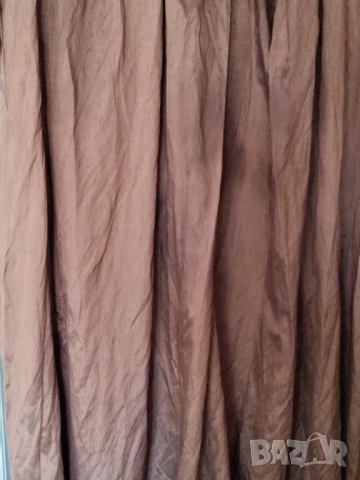 Кафяво перде