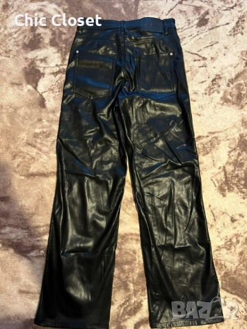 Кожен панталон Bershka + подарък, снимка 2 - Панталони - 54172667
