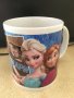 Детска чаша Елза и Анна Замръзналото кралство Frozen!, снимка 1 - Подаръци за рожден ден - 29985749