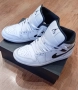 Маратонки Air Jordan 1Mid, снимка 1