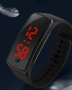 Спортен унисекс LED часовник-гривна бърз бутон за управление ЧЕРЕН", снимка 2