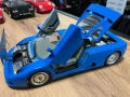 BBUARGO колекционерски модел макет BUGGATI EB 110 1:18 мащаб, снимка 5