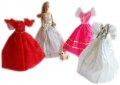 Рокля за вашата кукла и рокли за приятелките й кукли, снимка 1 - Кукли - 35071324