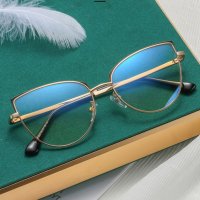 Рамки за очила черно със златисто защита anti blue light и uv400, снимка 3 - Слънчеви и диоптрични очила - 39604655