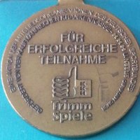 Бронзов медал Trimm Spiele Kegeln 1800, снимка 1 - Антикварни и старинни предмети - 33657649