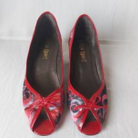 Нови!!! Елегантни дамски обувки , номер 36, снимка 1 - Дамски елегантни обувки - 40626192