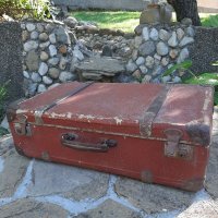 Стар куфар с обков/ ретро, снимка 1 - Антикварни и старинни предмети - 33824356