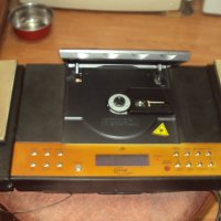 Продавам   дисково устройство с радио, снимка 2 - Аудиосистеми - 30341220