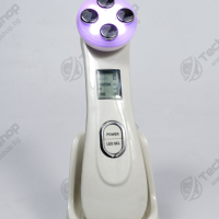 Уред за радиочестотен лифтинг с LED светлина RF9902 - TS0060, снимка 6 - Медицинска апаратура - 44666330