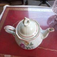 Български порцеланов чайник , снимка 5 - Антикварни и старинни предмети - 38144749