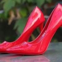 Обувки на ток - червен лак - 5015-48, снимка 1 - Дамски обувки на ток - 37101721