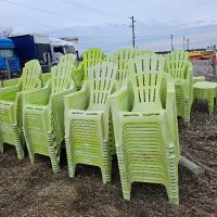 Пластмасови маси и столове подходящи за тераса или градина, снимка 1 - Градински мебели, декорация  - 44294644