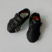 Детски/бебешки маратонки Lonsdale, 21 номер, стелка 13 см, снимка 2 - Бебешки обувки - 30335860