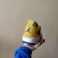 Nike Air Jordan 4 Retro Lightning Yellow Pikachu Нови Кецове Обувки Маратонки Размер 39 , снимка 6 - Кецове - 38295780