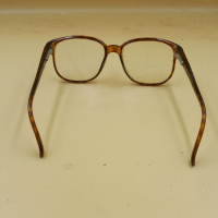 Диоптрични очила Viennaline, снимка 3 - Слънчеви и диоптрични очила - 44535390