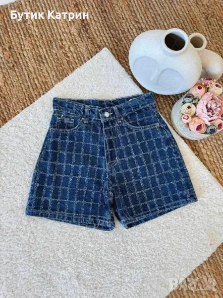 Къси панталонки , снимка 1