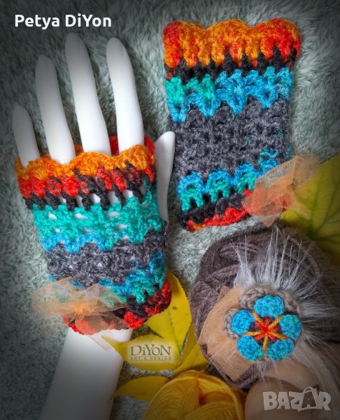 Ажурни плетени ръкавици с брошка, меланж, снимка 1