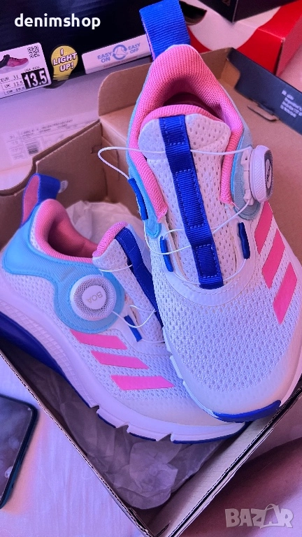 Детски маратонки Адидас номер 31, снимка 1