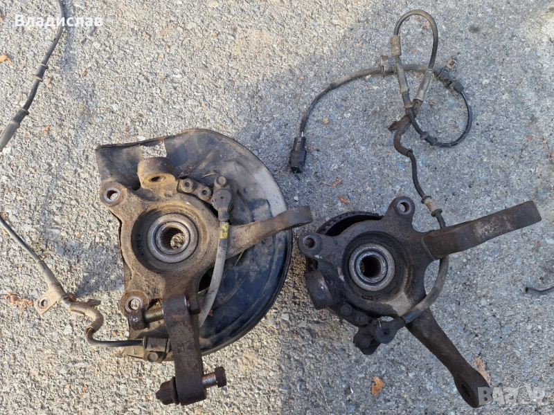 Ляв и десен шенкел Киа Джойс , снимка 1