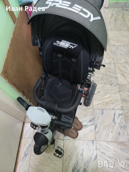 Триколка, снимка 1